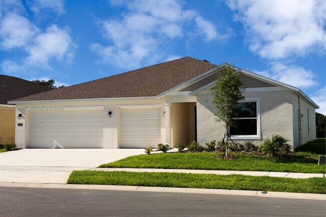 Building Photo - 2831 Pioneer Trl