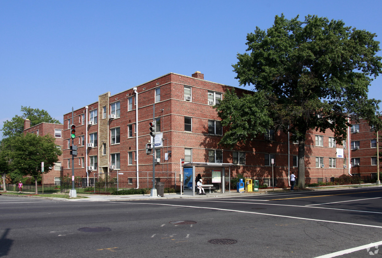 Building Photo - Lightview Cooperative