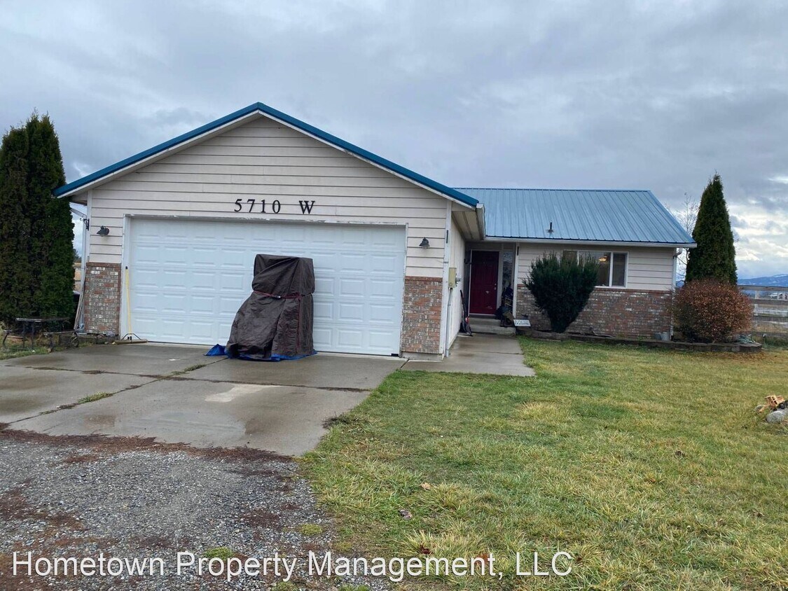 3 br, 2 bath House 5710 W Hayden Ave House Rental in Rathdrum, ID