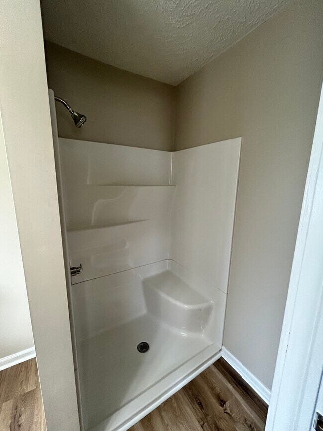 Foto del edificio - 908 Garfield Ave