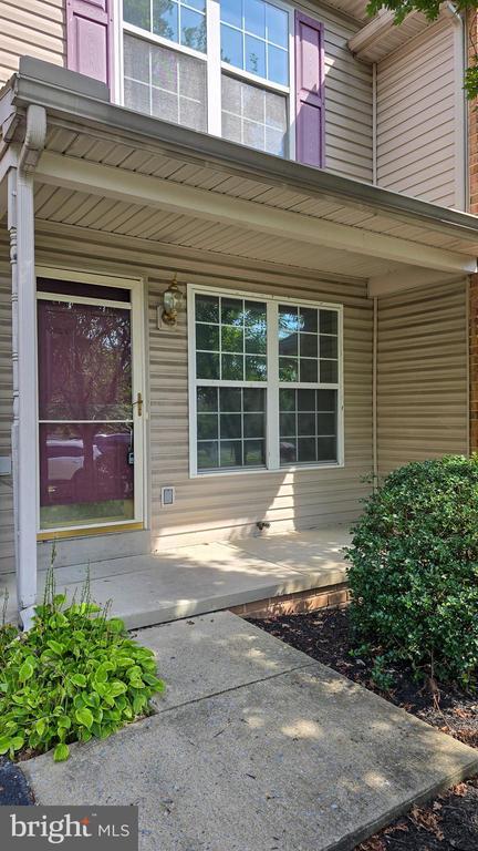 Foto del edificio - 1227 Cross Creek Dr