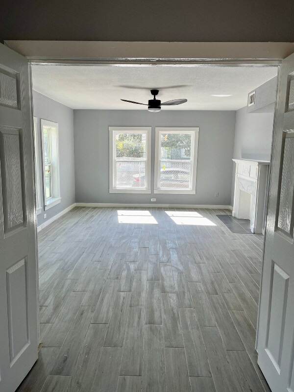 Foto principal - 2223 Gorman Ave