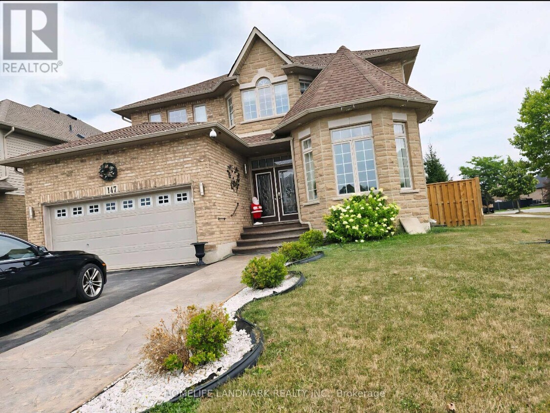 Primary Photo - 147 Bocelli Crescent
