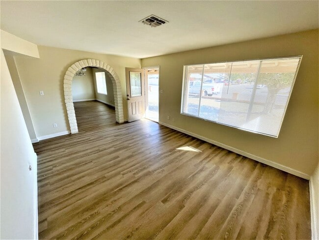 Building Photo - 4150 N 85th Ave