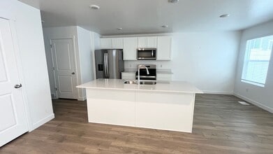 Building Photo - 3812 Apex Mine Dr