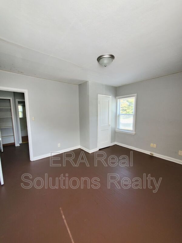 Foto del edificio - 1734 E Whittier St