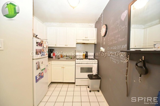 Foto del edificio - 3343 Crescent St