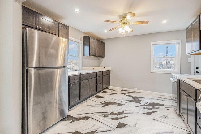 Foto del edificio - 5207 W 4th Pl