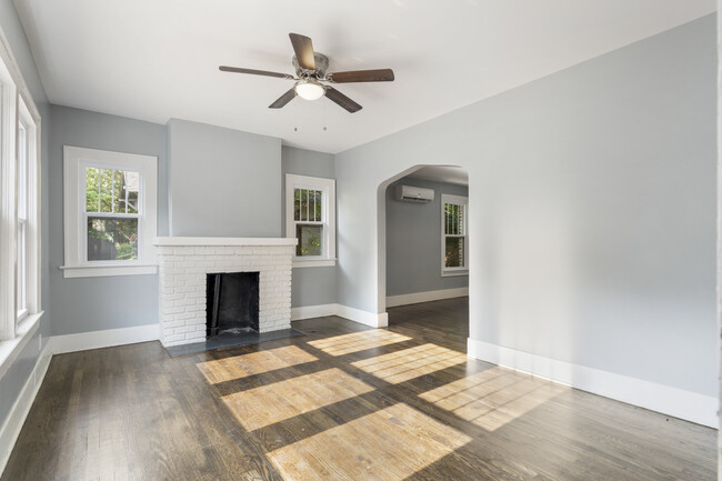 Living Room - 220 N Tacoma Ave