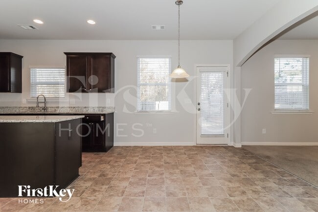 Foto del edificio - 88 Birch River Ct
