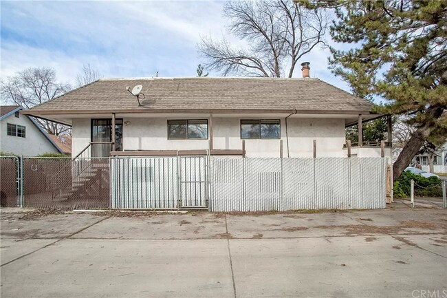 Building Photo - 918 Orient St