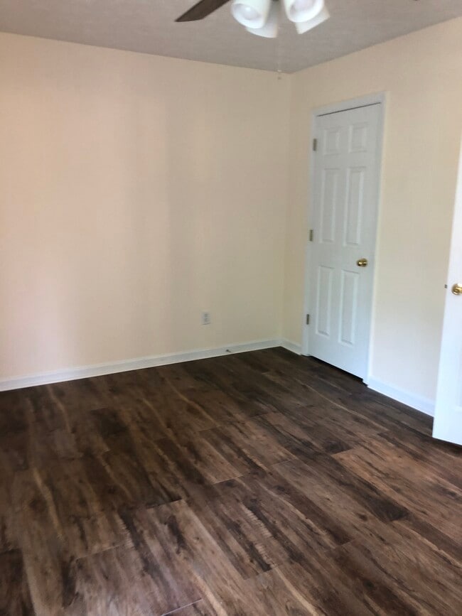 Building Photo - 4424 Logan Way