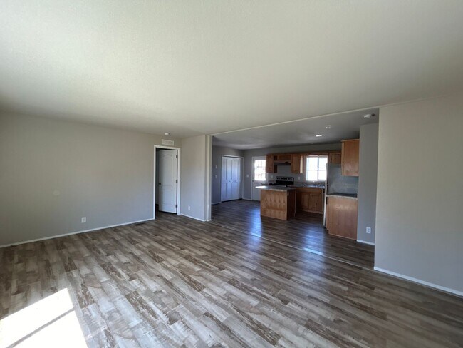 Foto del edificio - 223 SE 8th St