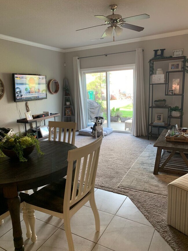 Foto del edificio - 3 Bedroom for Rent in Rogers