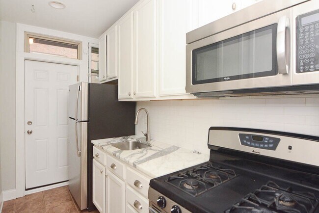 Foto del edificio - 539.5 W Surf St