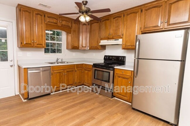 Foto del edificio - 333 Withrow Rd