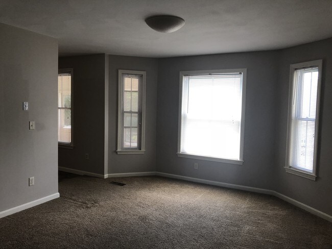 Living Room - 99 Orleans St