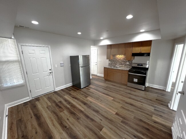 Photo - 8617 S Ashland Ave Apartment