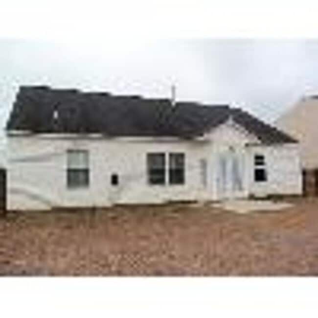 Building Photo - 3Bed/2Bath home in Ashewood