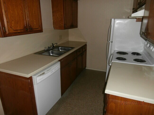 Foto del edificio - 6405 NW Oak Ave