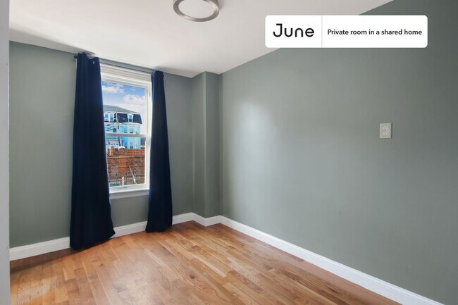 Foto del edificio - Room in Shared 7 bed/2 bath home in Allston