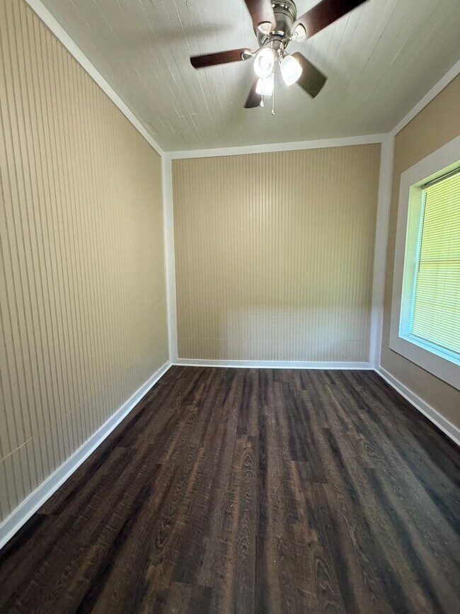 Foto del edificio - 2 Bed/1 Bath House