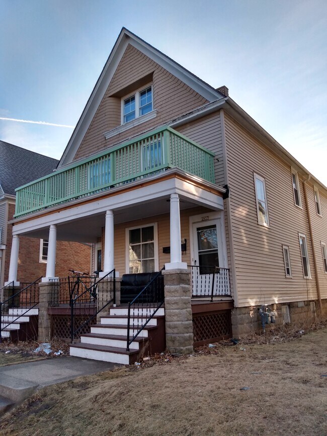 Building Photo - 2837 N Cramer St