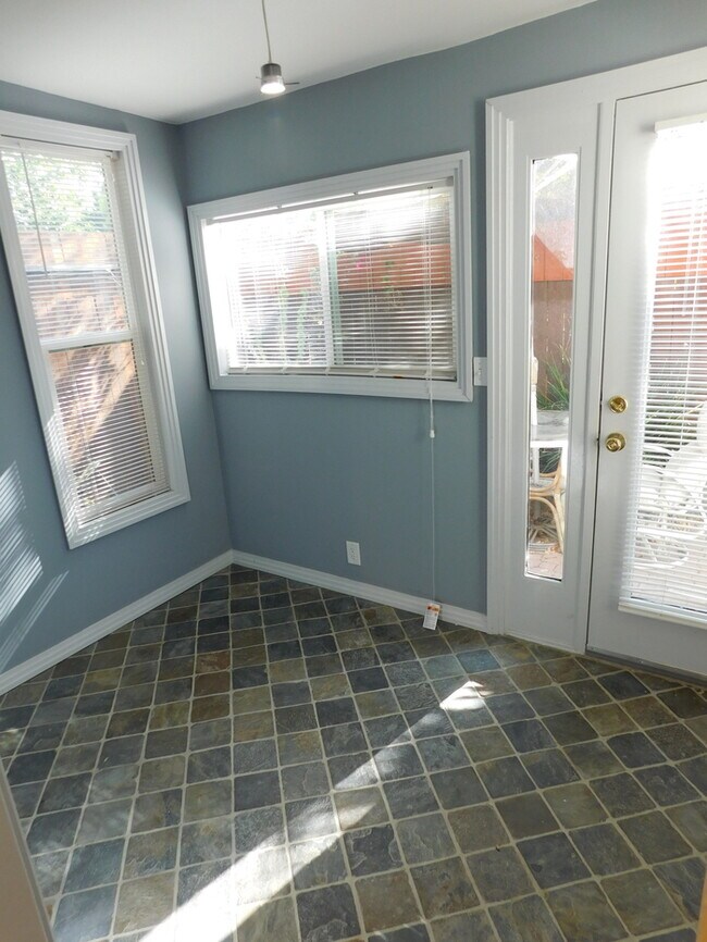 Foto del edificio - 2408 S Shenandoah St