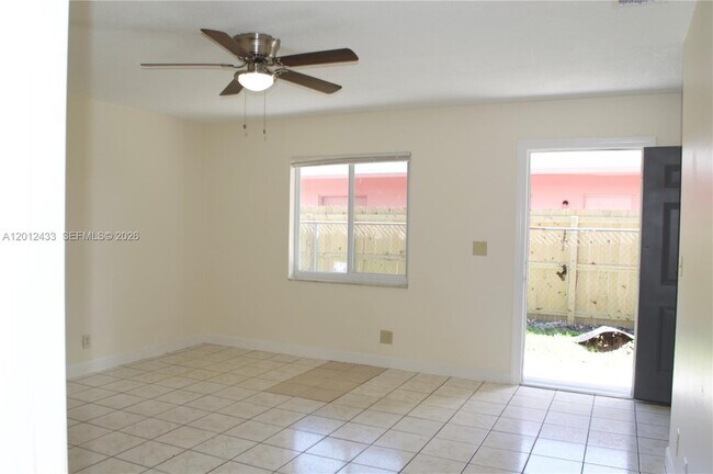 Foto del edificio - 701 SW 15th Ave