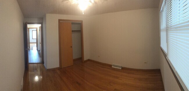 Foto del edificio - 2843 W 79th St