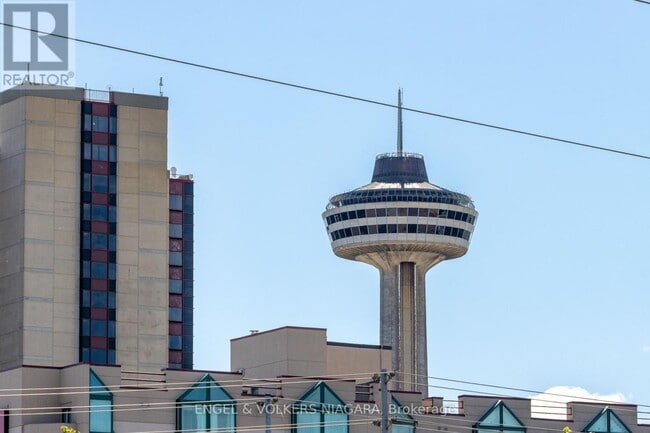 Photo du bâtiment - 5969 Gladstone St