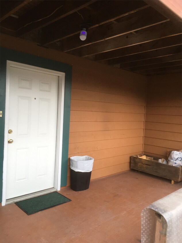 Foto principal - 3443 Arnold Ave