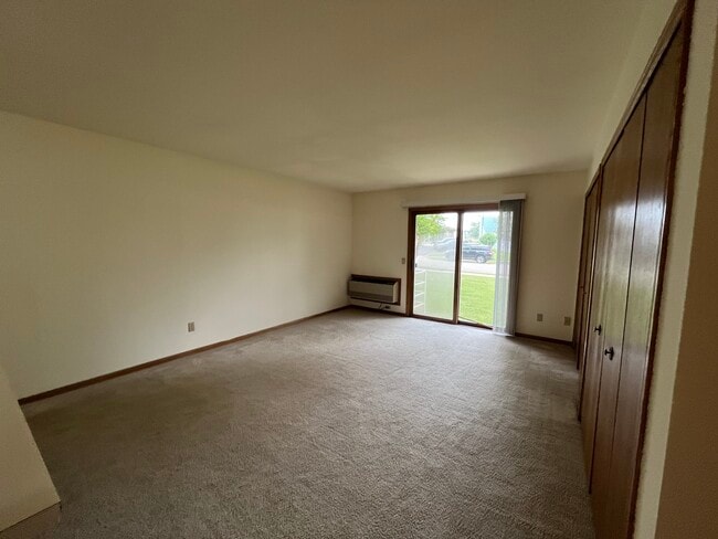 Building Photo - Londonderry Lofts