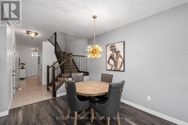 Building Photo - 252 Doan Dr