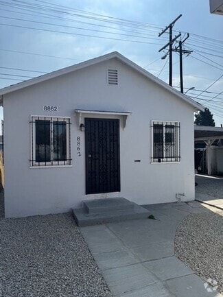 Building Photo - 8860 S Central Ave
