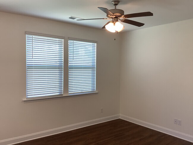 Foto del edificio - 171 Twin River Drive