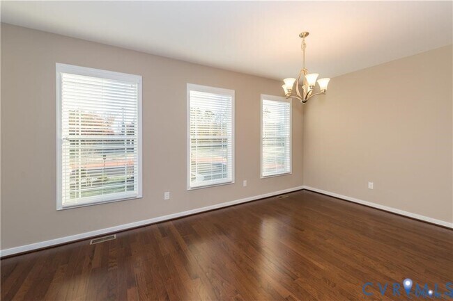 Foto del edificio - 11443 Hayloft Ln
