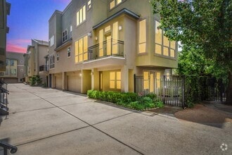 Building Photo - 5514 Crooms St