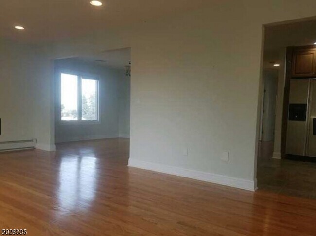 Foto del edificio - 545 Summit Ave