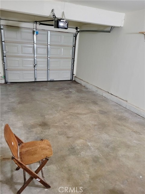 Building Photo - 1635 E Nanette Ave