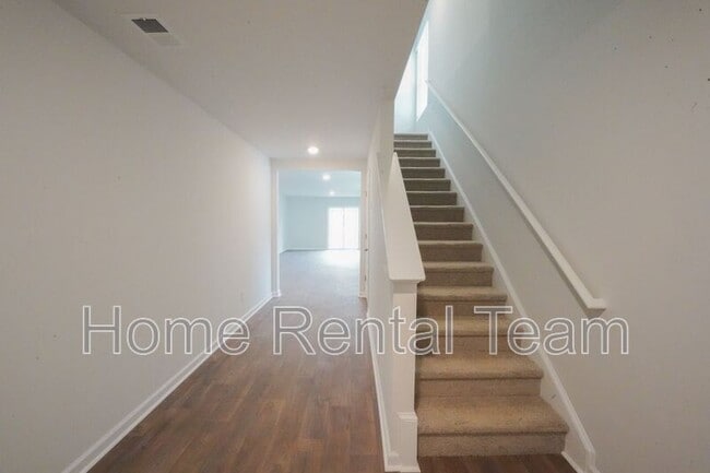 Foto del edificio - 463 Coconut Dr