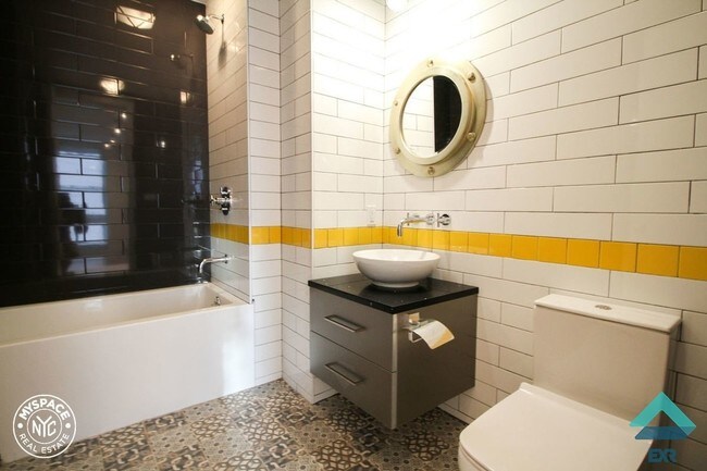 Foto del edificio - 132 Stanhope St