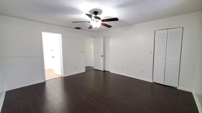 Foto del edificio - 12266 NW 10th St