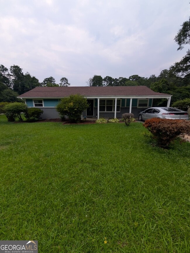 Building Photo - 3221 Bobolink Dr