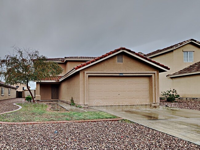 Foto del edificio - 21961 W Casey Ln