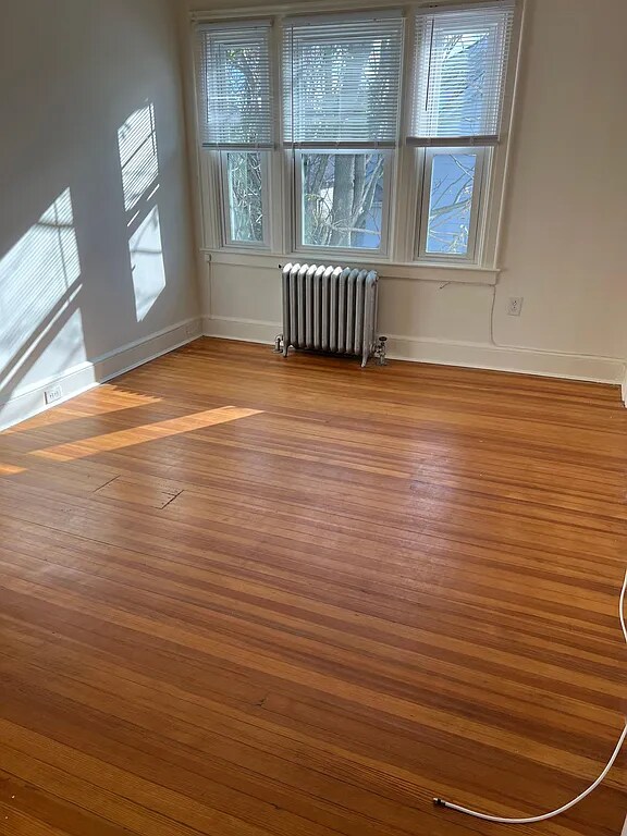 Foto del edificio - 240 Maple Pl