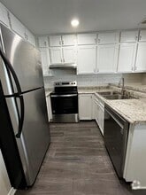 Building Photo - 1156 White Lake Ct