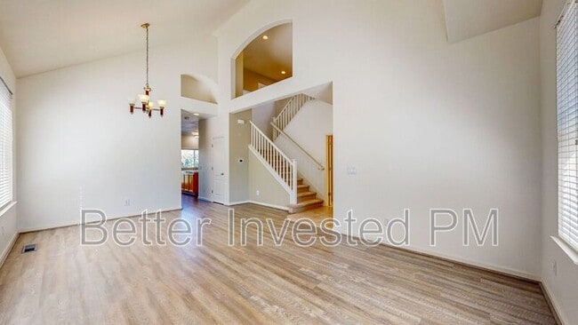 Building Photo - 329 Hansbery Way