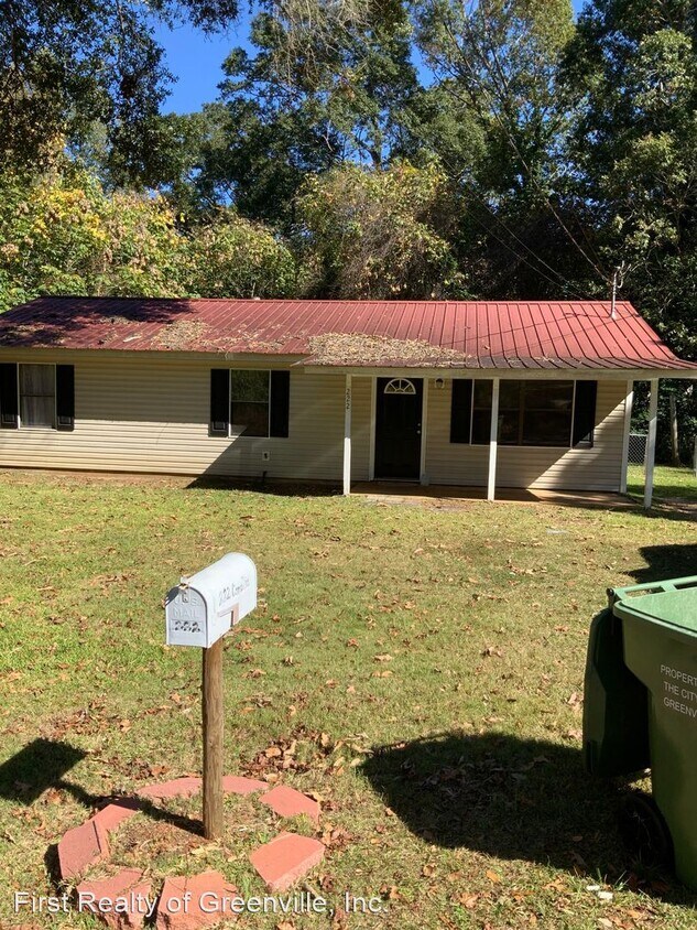 3 br, 2 bath House 222 Camellia Ave. House for Rent in Greenville