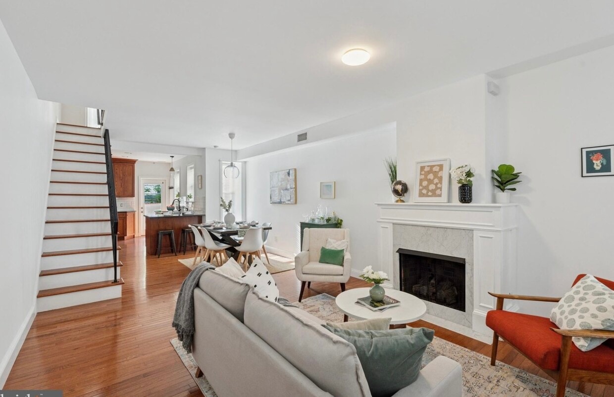 Primary Photo - 616 S Bambrey St
